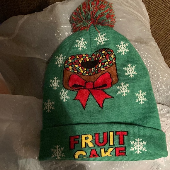 Accessories - NWOT - Fruit Cake Christmas Beanie Hat 🎄